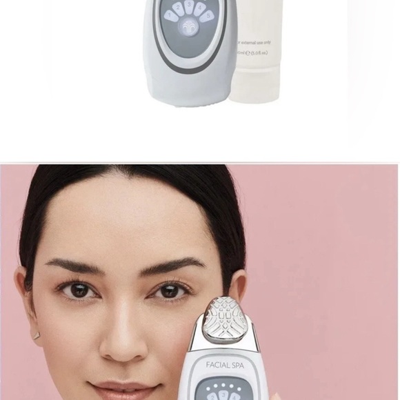 Facial Spa Device with White and Gray Design